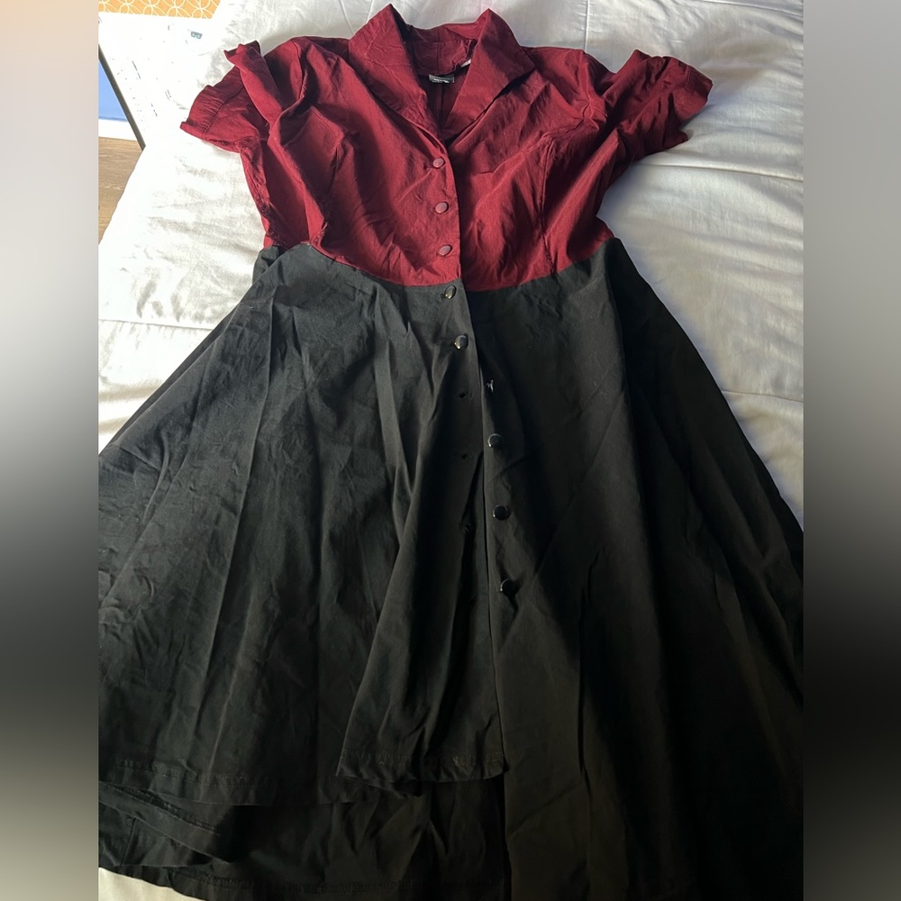 Woman’s Vintage Gowntown Dress 1950s style